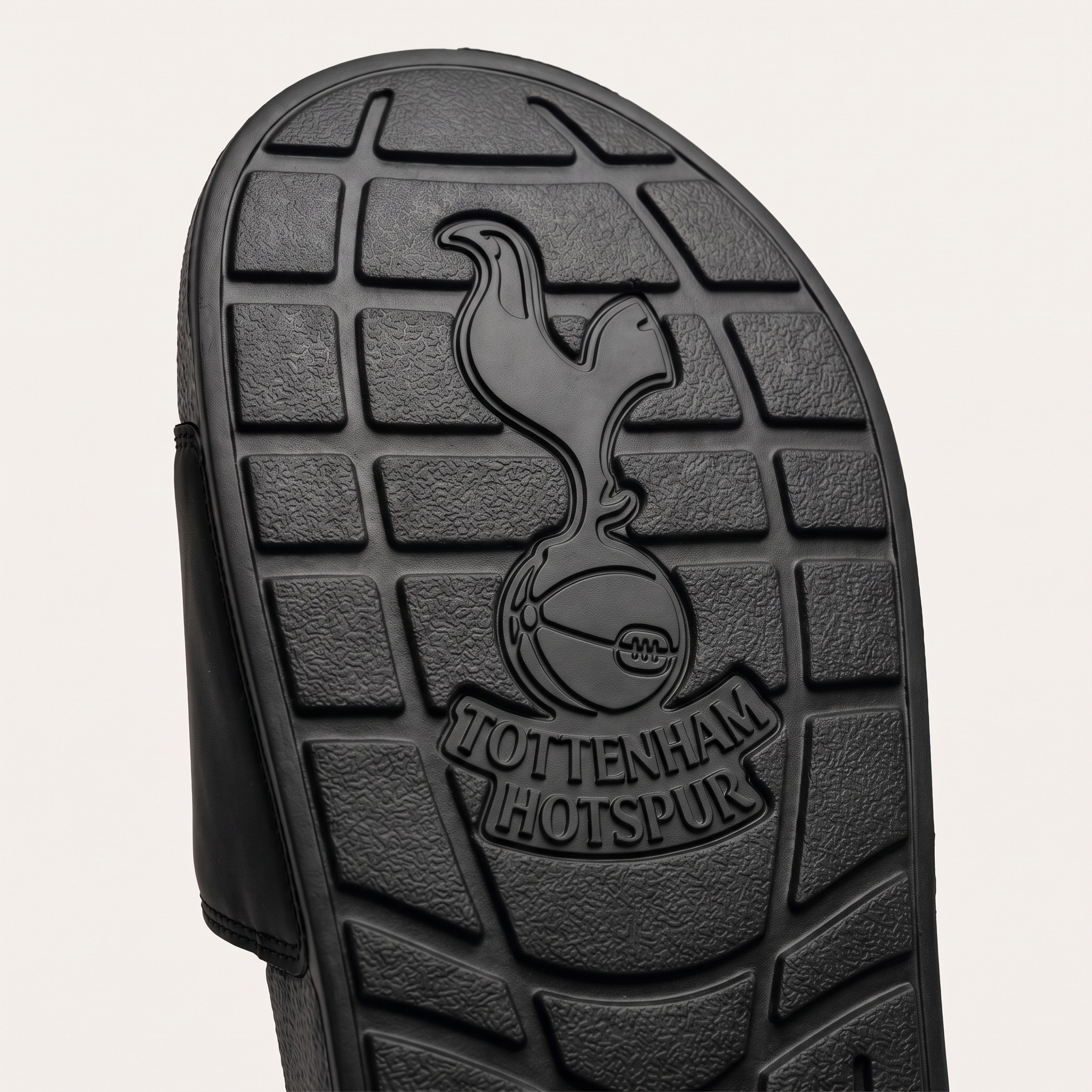 Crest Slides — Moulded Sole Print